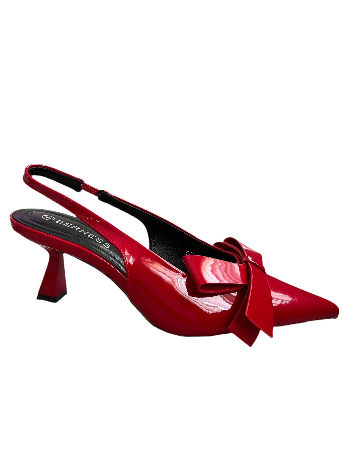 Red patent pointed shoe with asymmetric bow