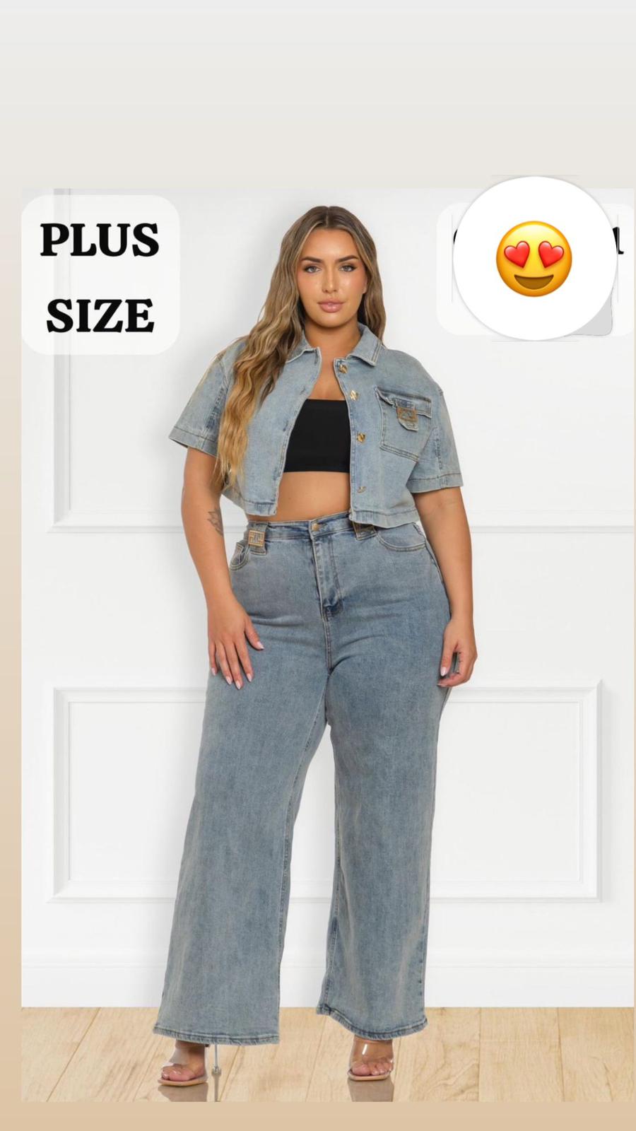 Plus set in jeans: short jacket and jeans with elastic waist