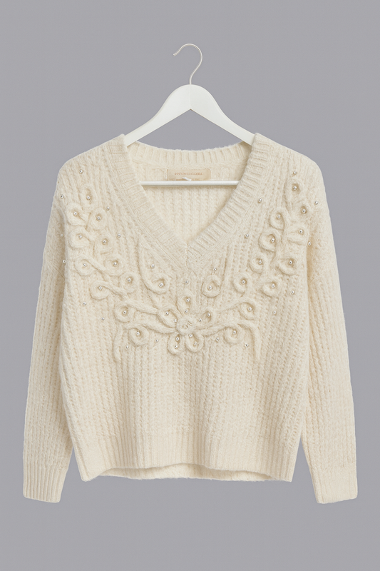 Long-sleeved wool sweater with pearls