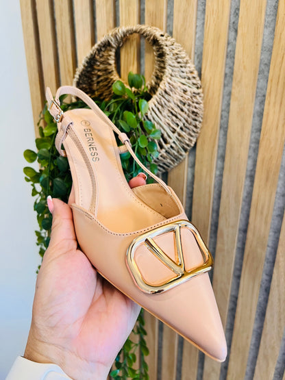 Camel Valentino-style pointed shoe with mini heel