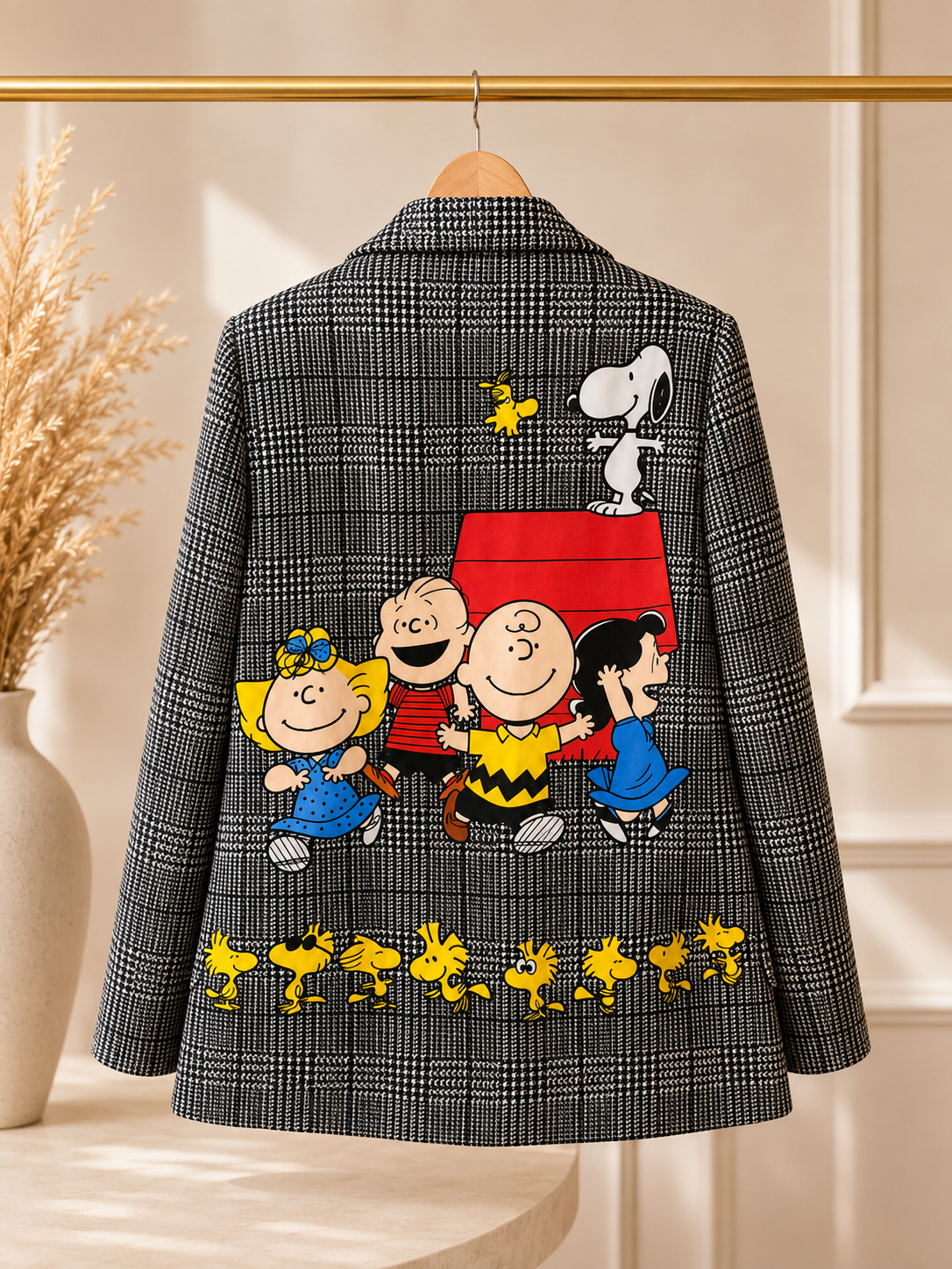 Blazer Black & White Snoopy